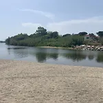 فيلة L'etoile De سانت ماري لا مير
