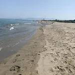 L'etoile De *